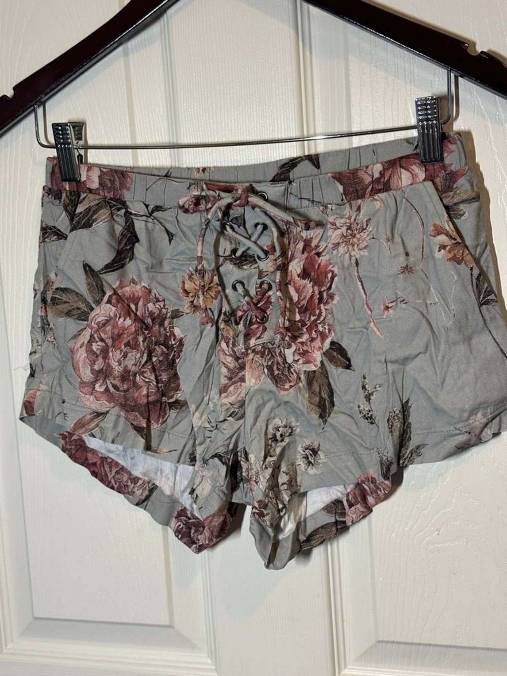 Chaser Floral Lace-Up Drawstring Lounge Shorts - Gray with Dusty Rose